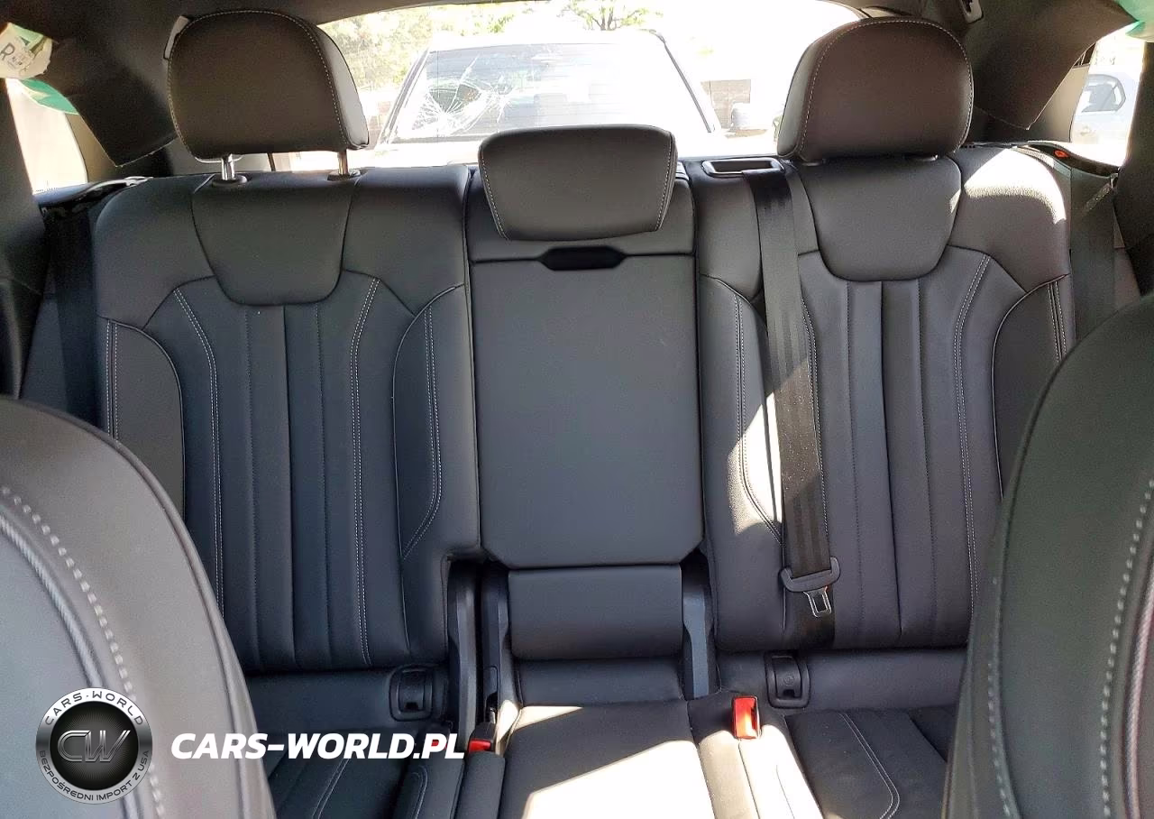 2024 Audi Q5 E Premium Plus 55 VIN:WA1E2AFY9R2093731 - 10