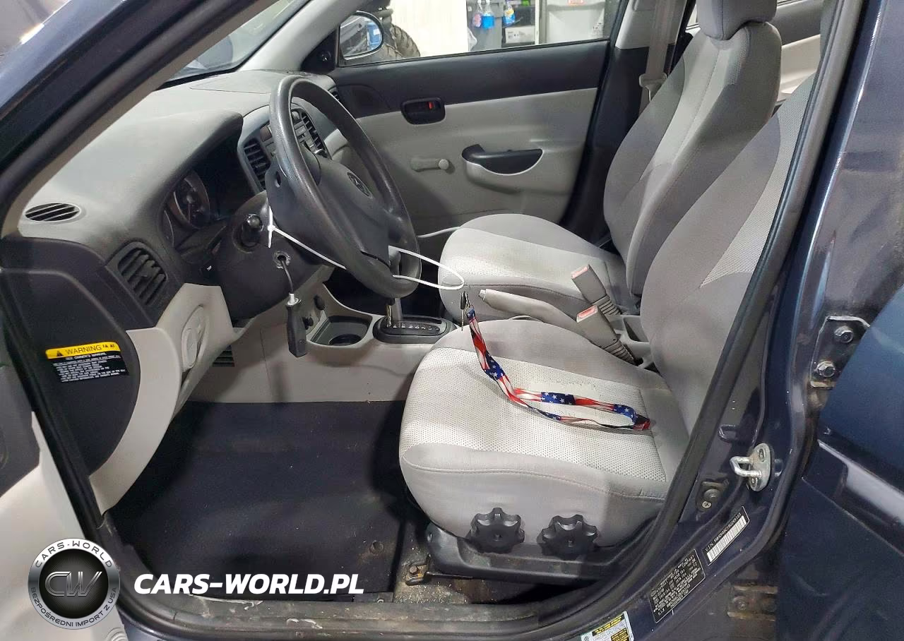 2008 Hyundai Accent Gls VIN:KMHCN46C18U269163 - 7