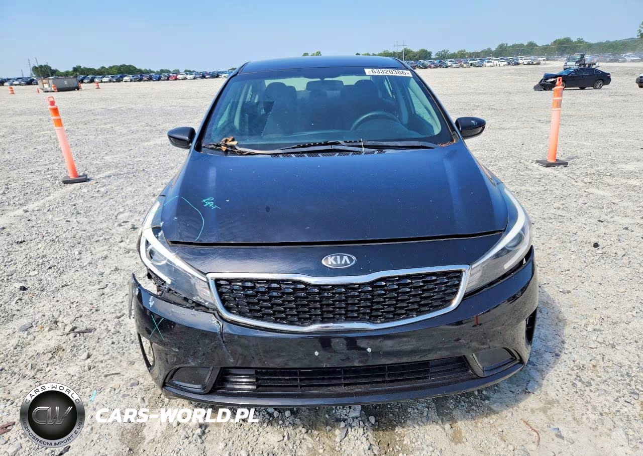 2018 Kia Forte Lx VIN:3KPFK4A74JE165422 - 5