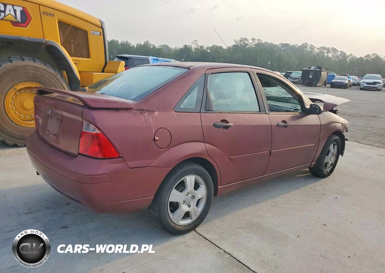 2007 Ford Focus Zx4 VIN:1FAHP34N07W125972 - 3
