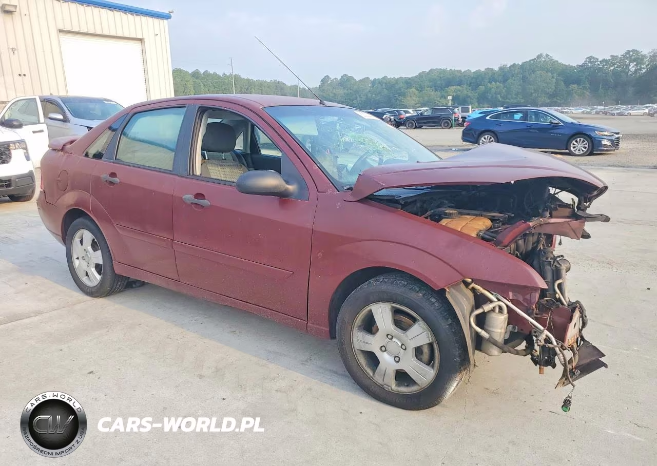 2007 Ford Focus Zx4 VIN:1FAHP34N07W125972 - 4