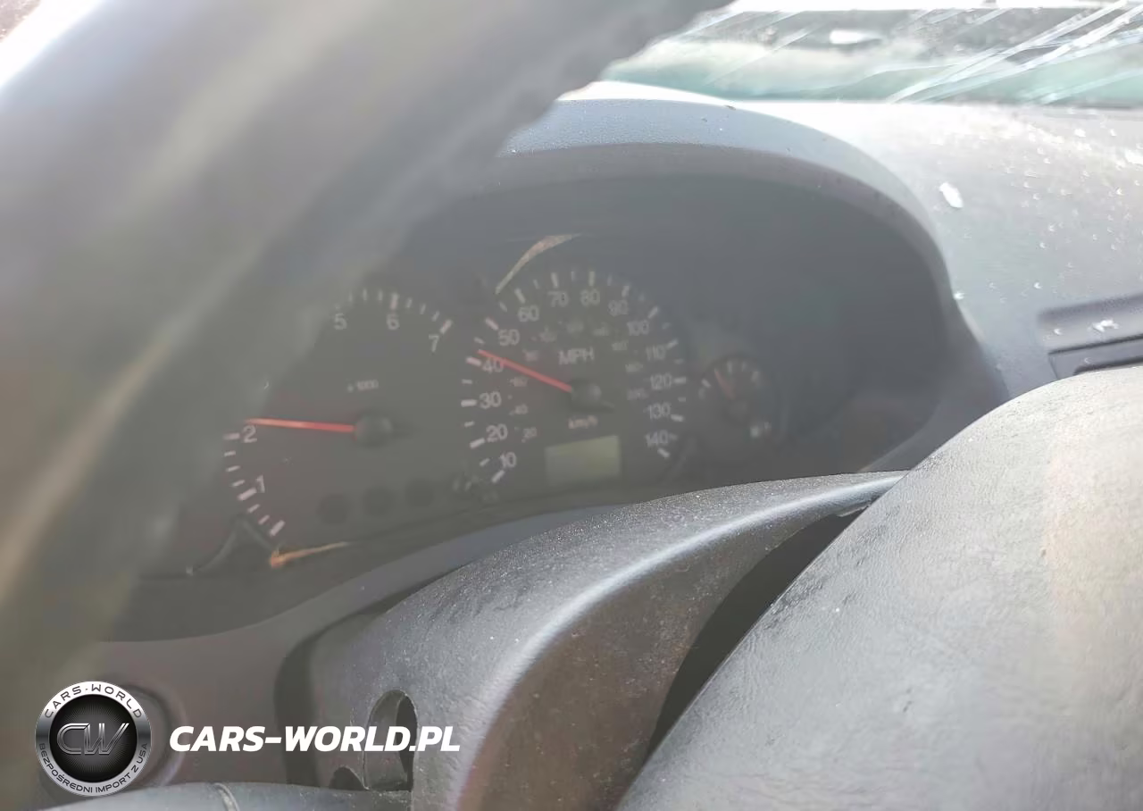 2007 Ford Focus Zx4 VIN:1FAHP34N07W125972 - 9