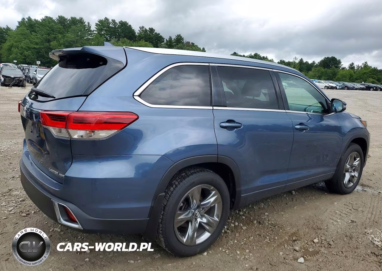 2017 Toyota Highlander Limited Platinum VIN:5TDDZRFH3HS478687 - 3