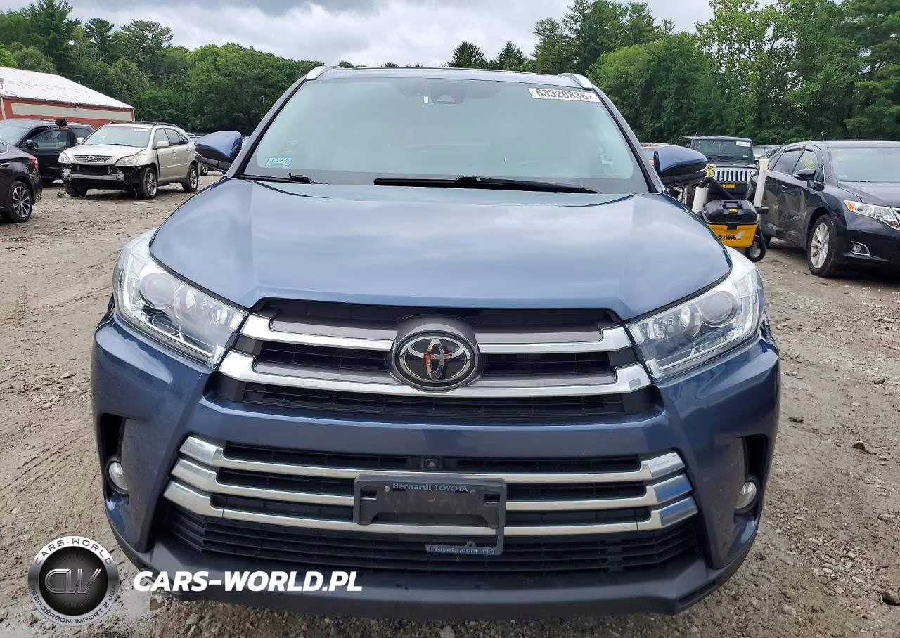 2017 Toyota Highlander Limited Platinum VIN:5TDDZRFH3HS478687 - 5