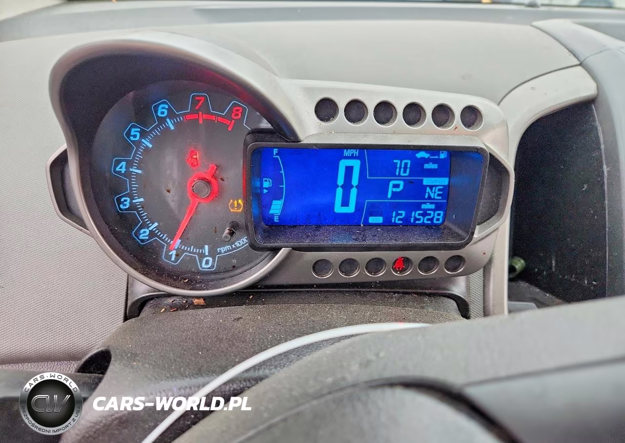 2013 Chevrolet Sonic Lt VIN:1G1JC5SH7D4122891 - 9