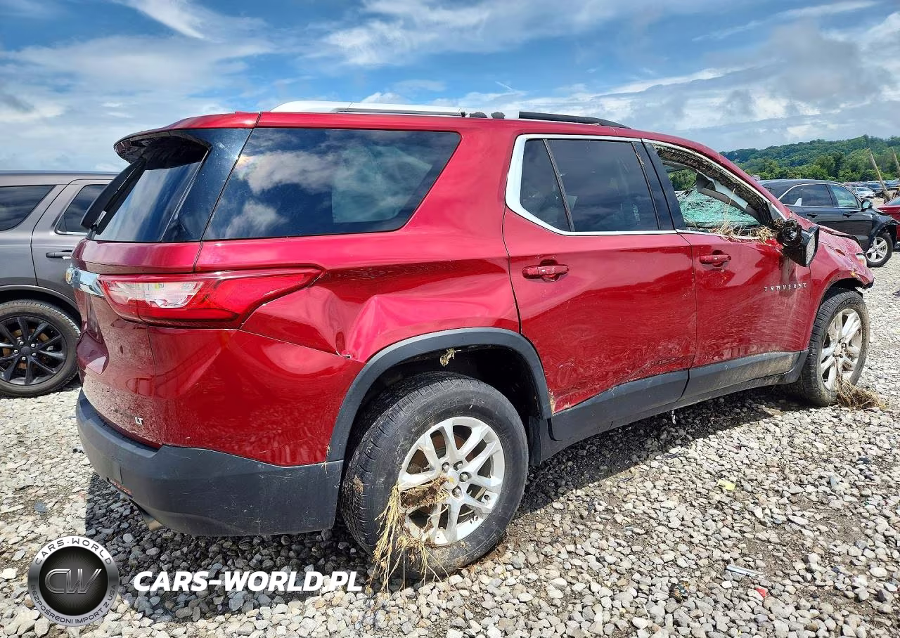 2018 Chevrolet Traverse Lt VIN:1GNERGKW7JJ142032 - 3