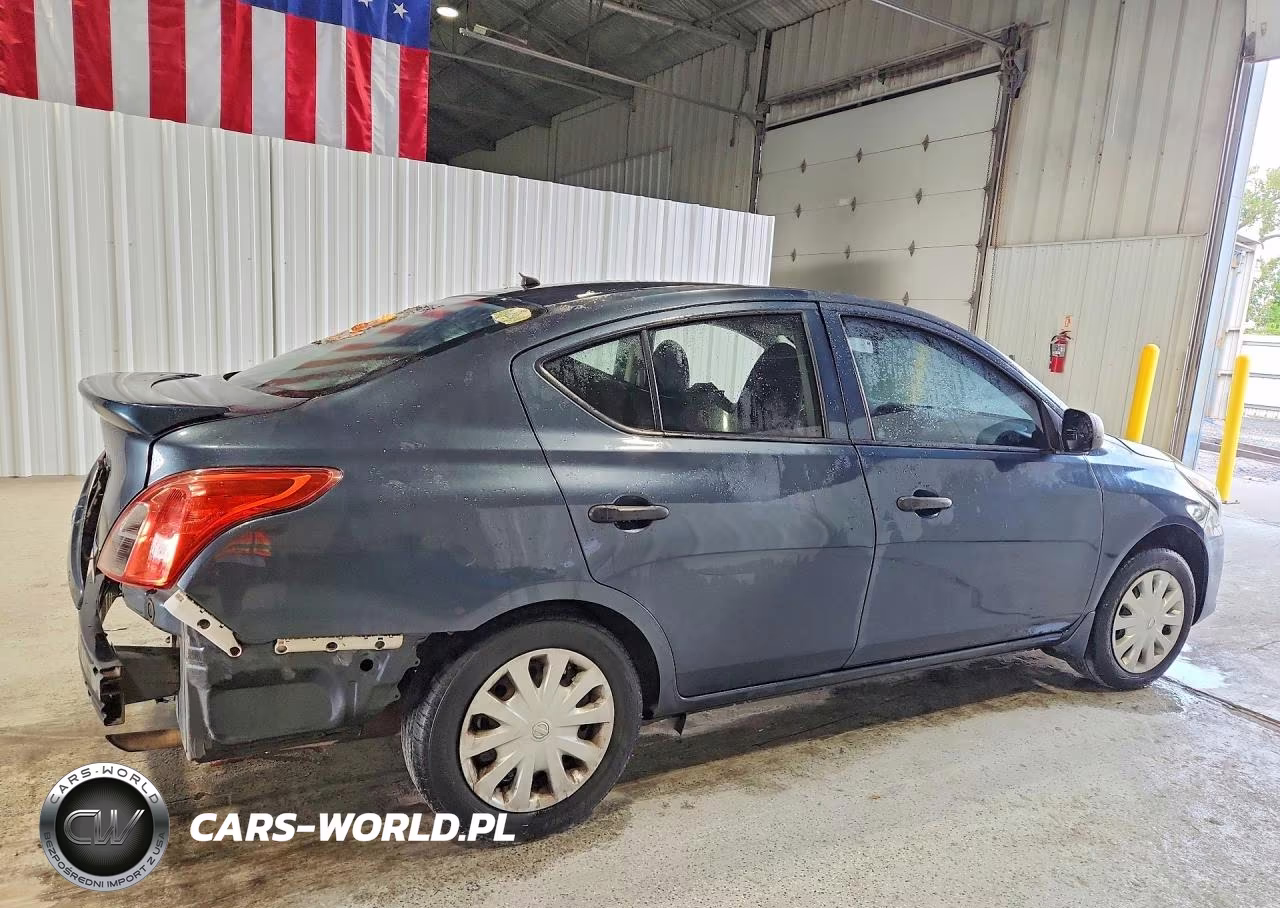 2015 Nissan Versa 1.6 S Plus VIN:3N1CN7APXFL825948 - 3