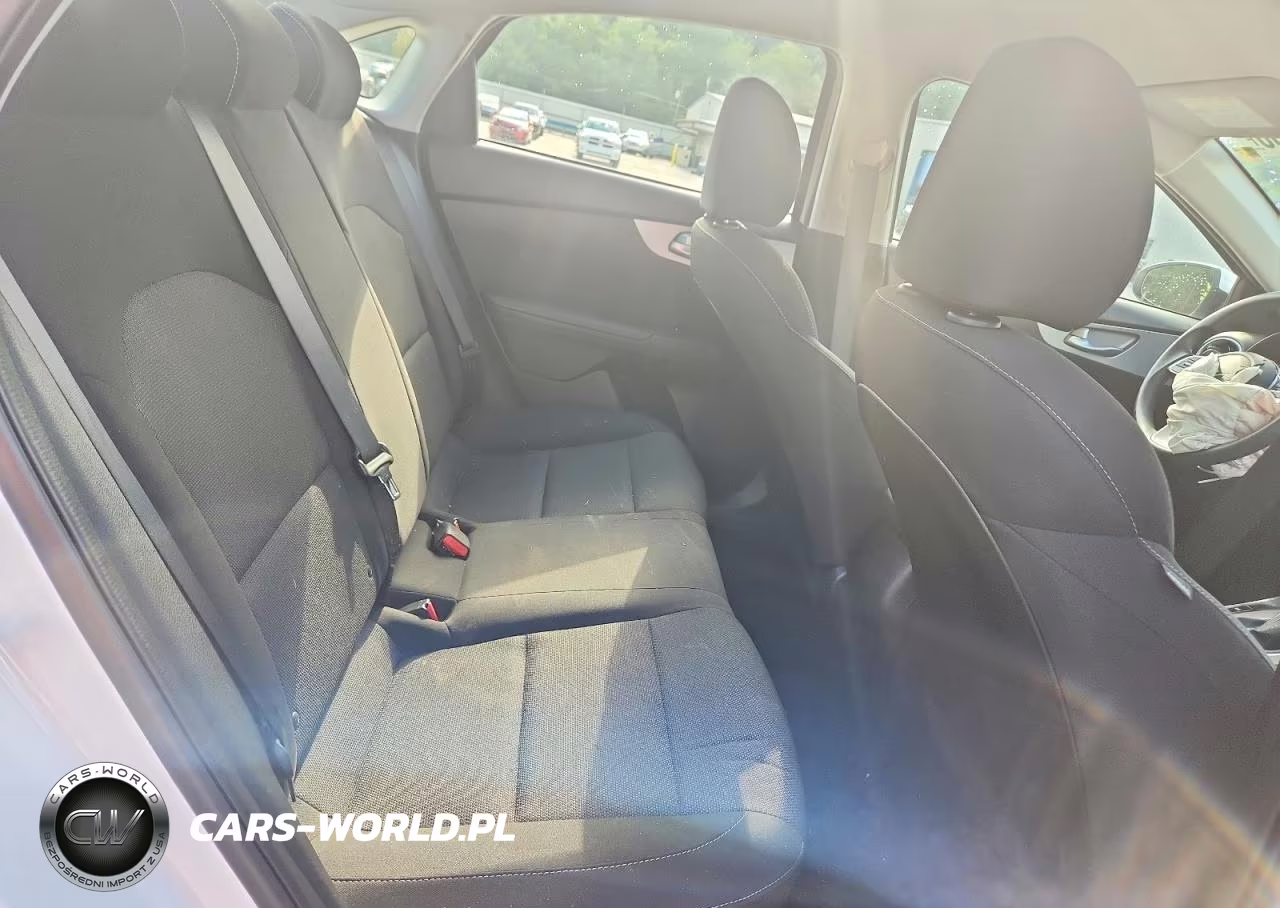 2024 Kia Forte Lxs VIN:3KPF24AD1RE795836 - 10