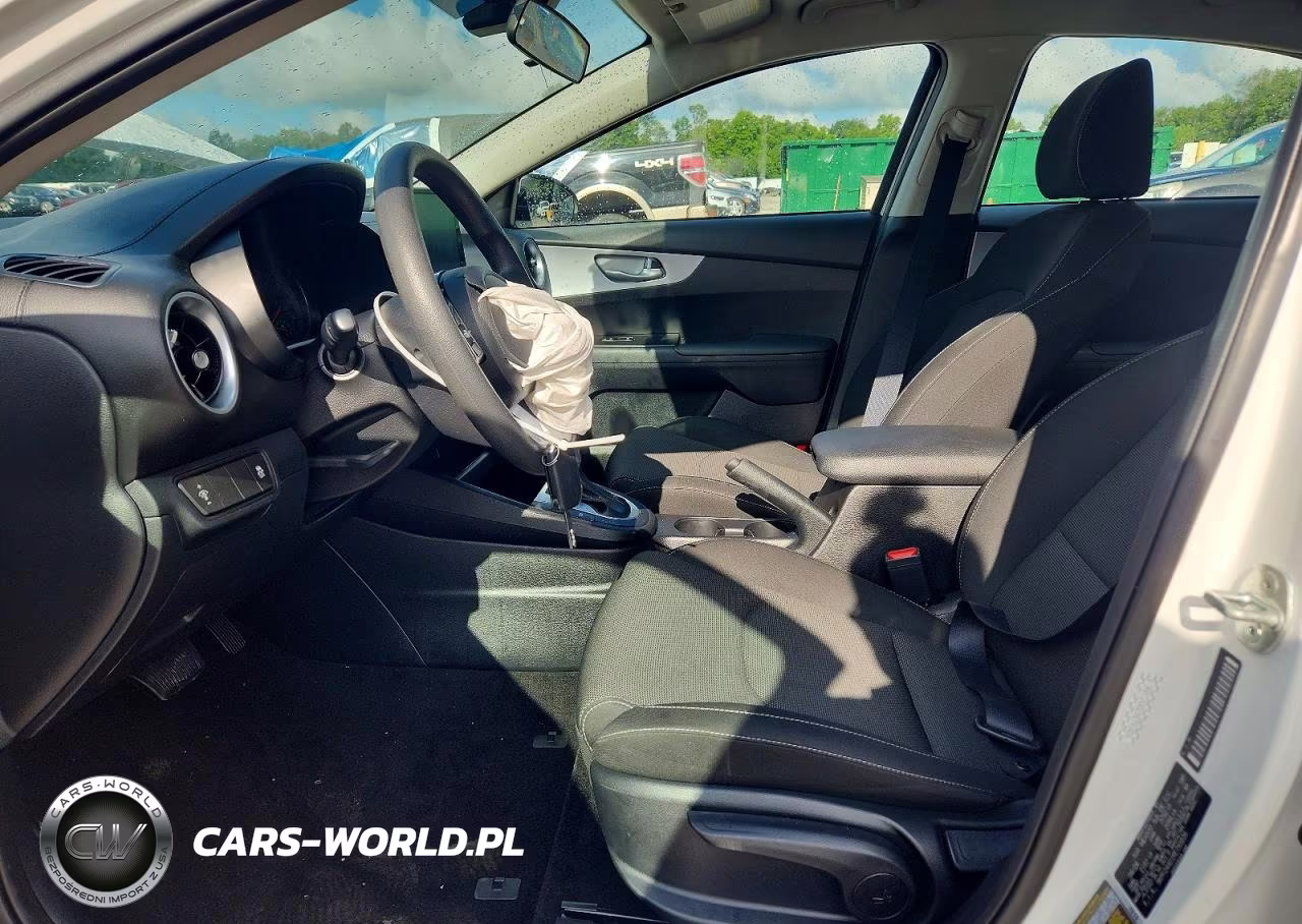2024 Kia Forte Lxs VIN:3KPF24AD1RE795836 - 7