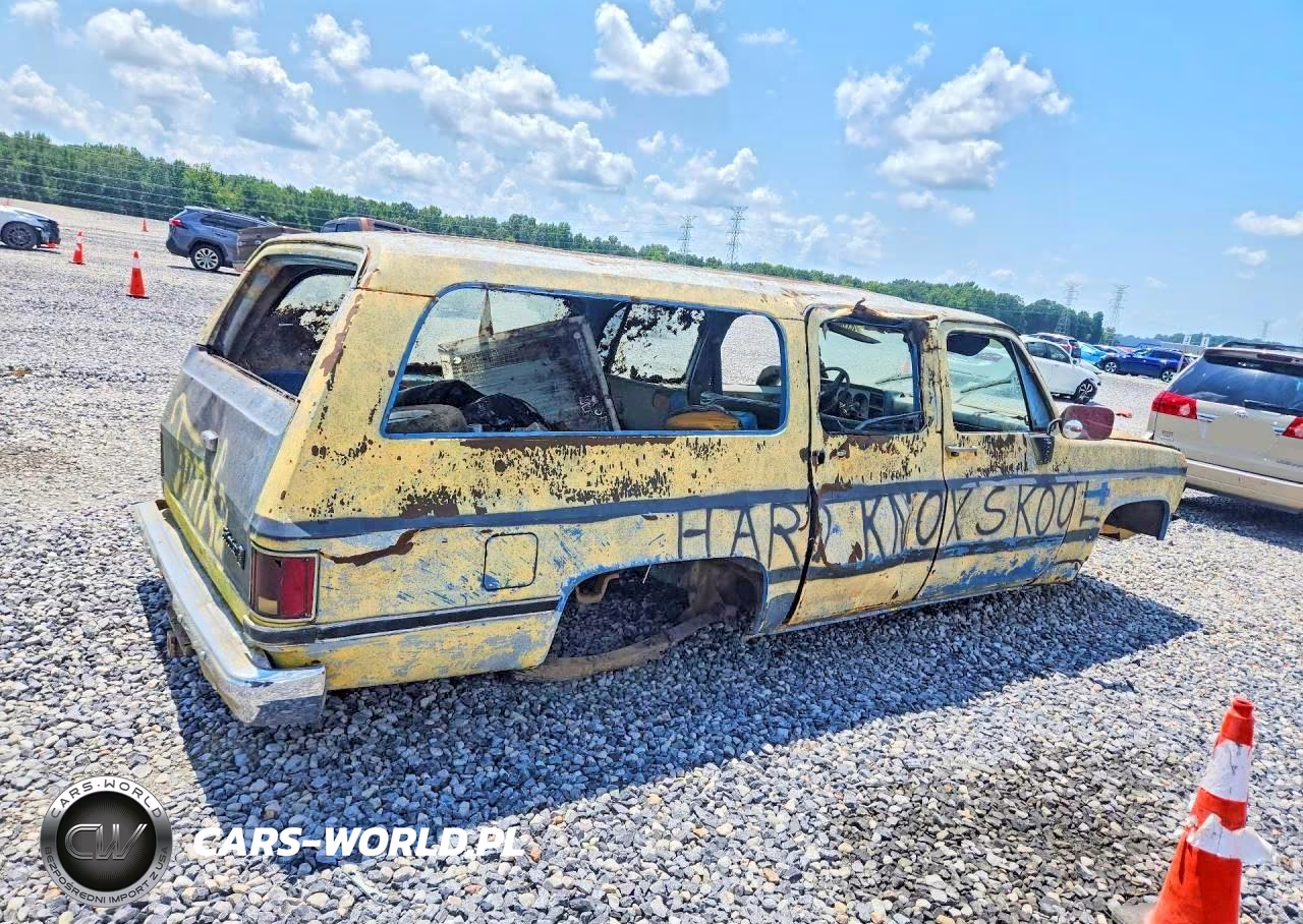 1983 Chevrolet Suburban K2 VIN:1G8GK26M6DF122955 - 3