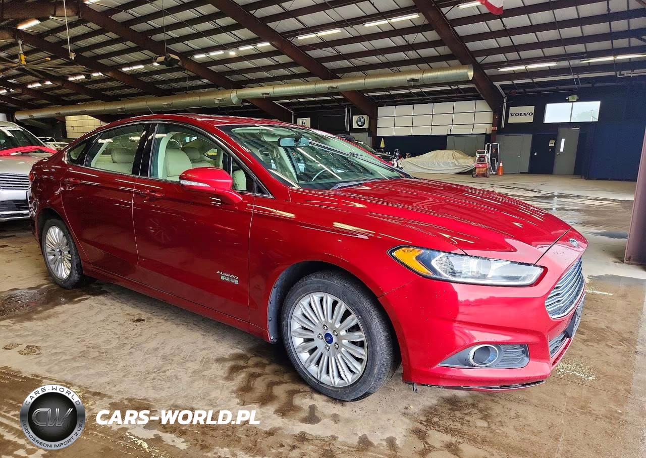 2014 Ford Fusion Se Phev VIN:3FA6P0PU6ER216320 - 4
