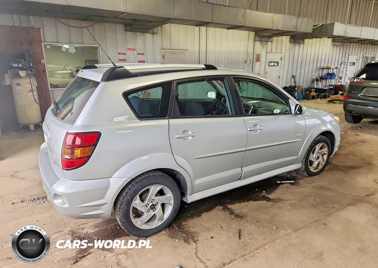 2008 Pontiac Vibe VIN:5Y2SL65808Z425369 - 3