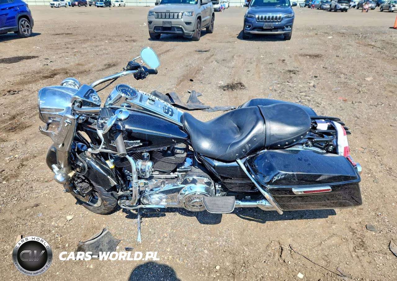 2017 Harley-Davidson Flhr Road King VIN:1HD1FBC14HB655425 - 3