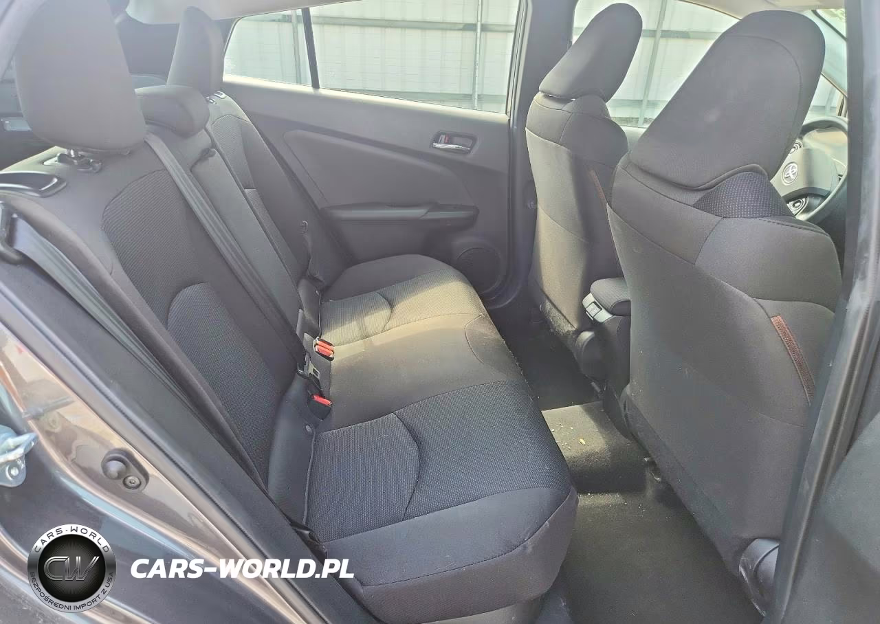 2019 Toyota Prius L Eco VIN:JTDKARFU2K3086949 - 10