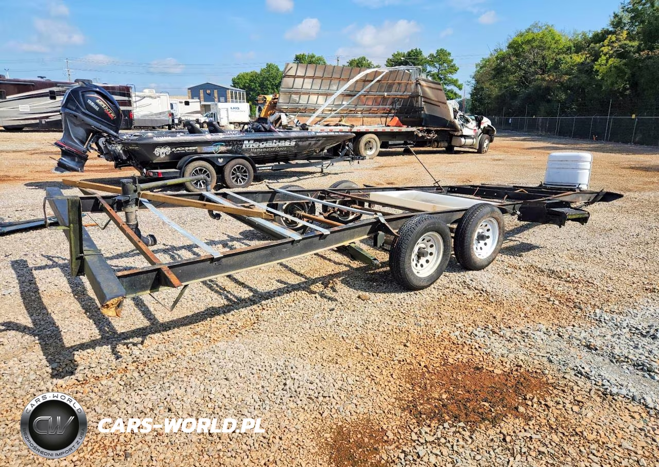 2004 Dutchman Camper VIN:47CTD9N204M417986 - 3