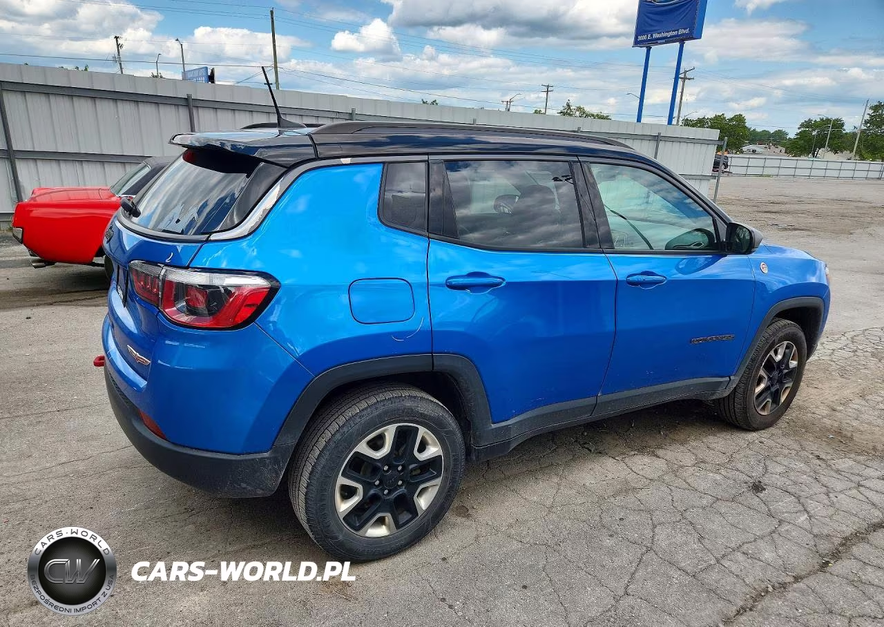 2018 Jeep Compass Trailhawk VIN:3C4NJDDB9JT168813 - 3