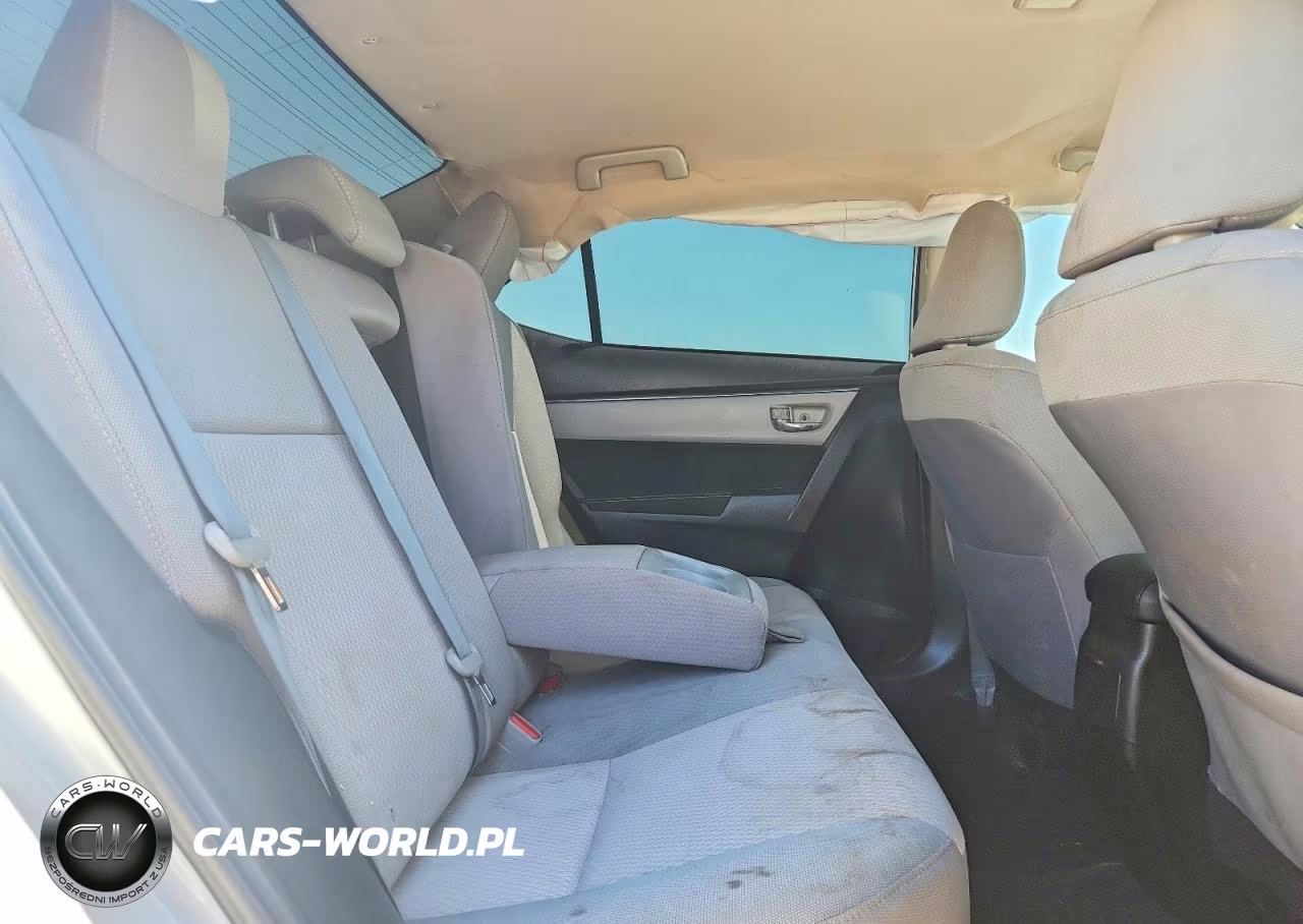 2015 Toyota Corolla Le VIN:5YFBURHE6FP228049 - 10