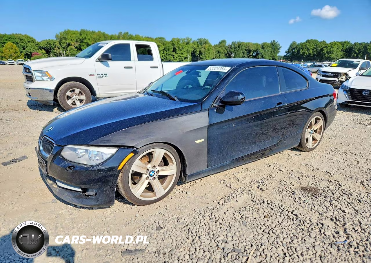2011 BMW 328 I – zdjęcie 1 z 12