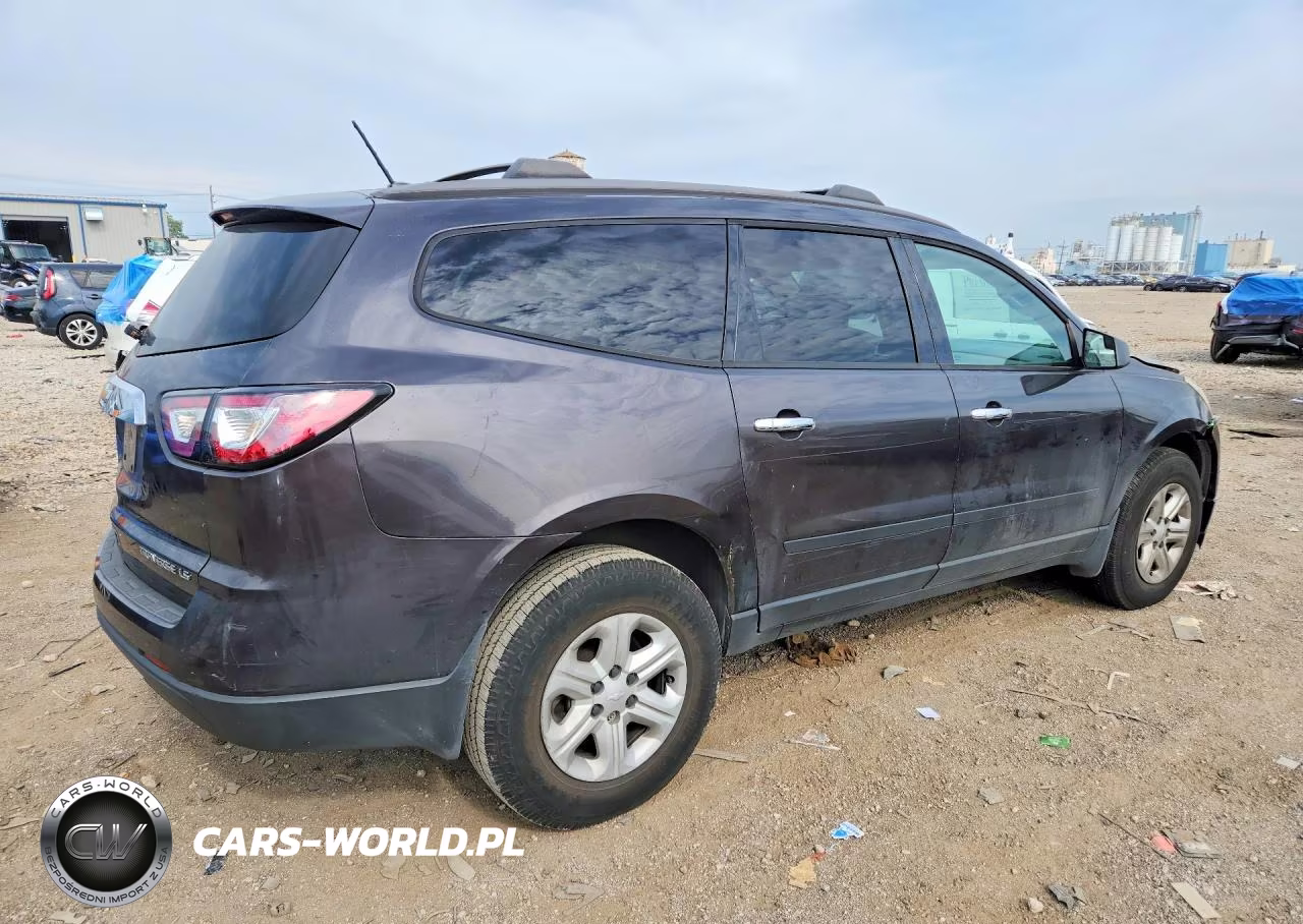 2013 Chevrolet Traverse Ls VIN:1GNKRFKD3DJ255721 - 3