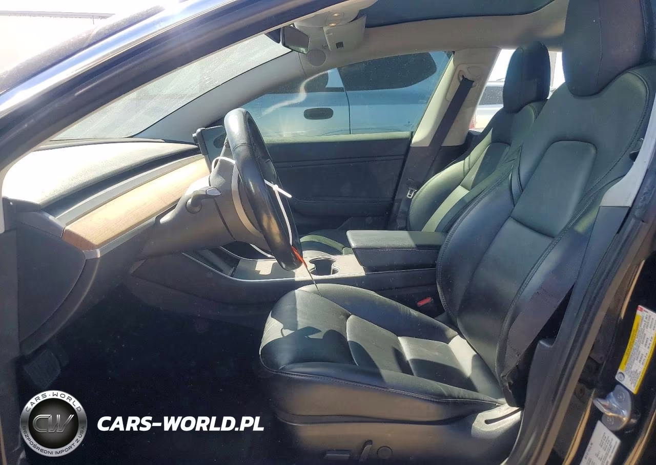 2019 Tesla Model 3 VIN:5YJ3E1EB4KF384884 - 7