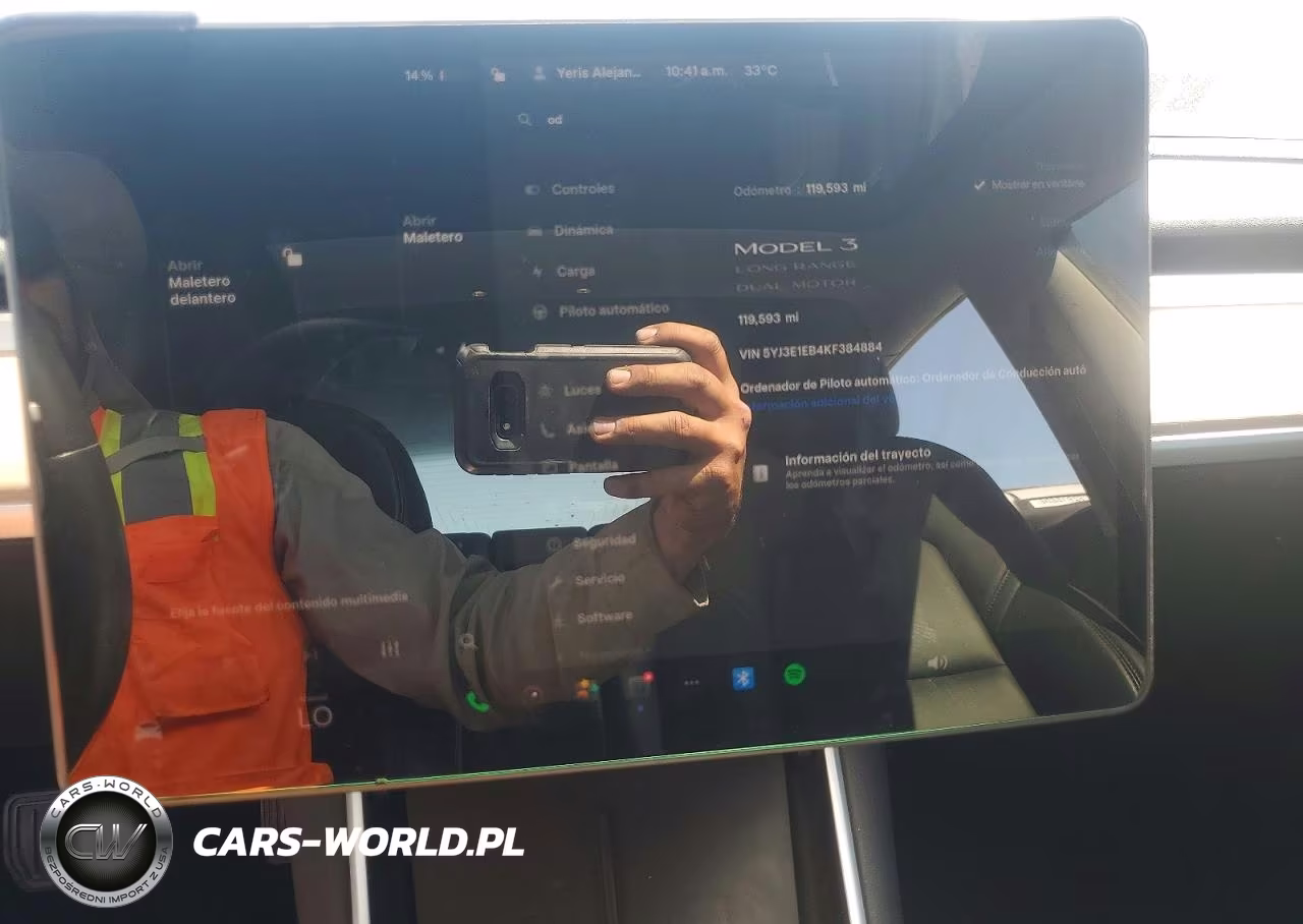 2019 Tesla Model 3 VIN:5YJ3E1EB4KF384884 - 9