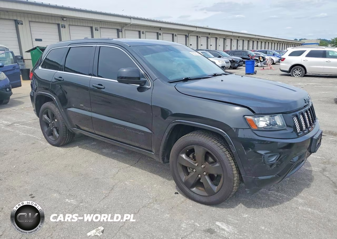 2014 Jeep Grand Cherokee Laredo VIN:1C4RJFAG4EC506097 - 4