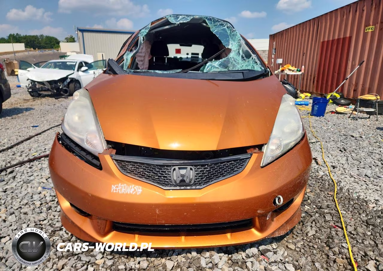 2009 Honda Fit Sport VIN:JHMGE884X9S033576 - 5