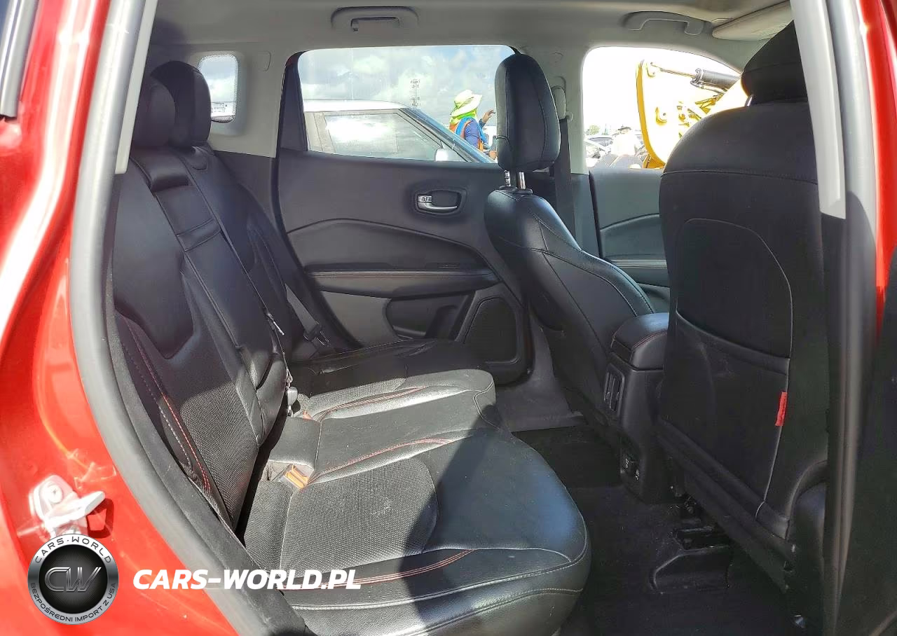 2018 Jeep Compass Trailhawk VIN:3C4NJDDB5JT501489 - 10