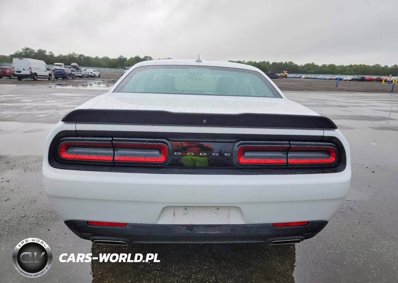 2018 Dodge Challenger Gt VIN:2C3CDZGG9JH322873 - 6