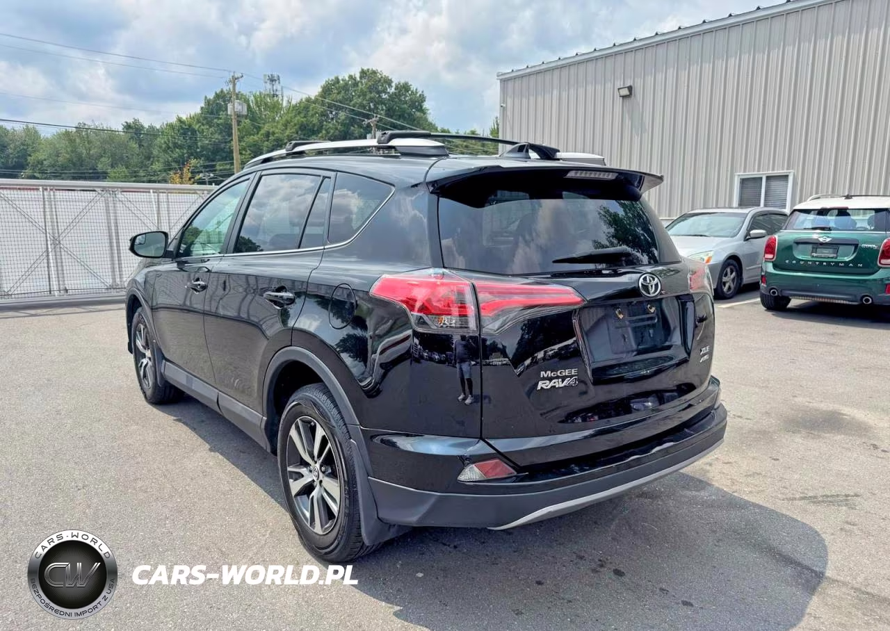 2017 Toyota Rav4 Xle VIN:2T3RFREV5HW550218 - 2