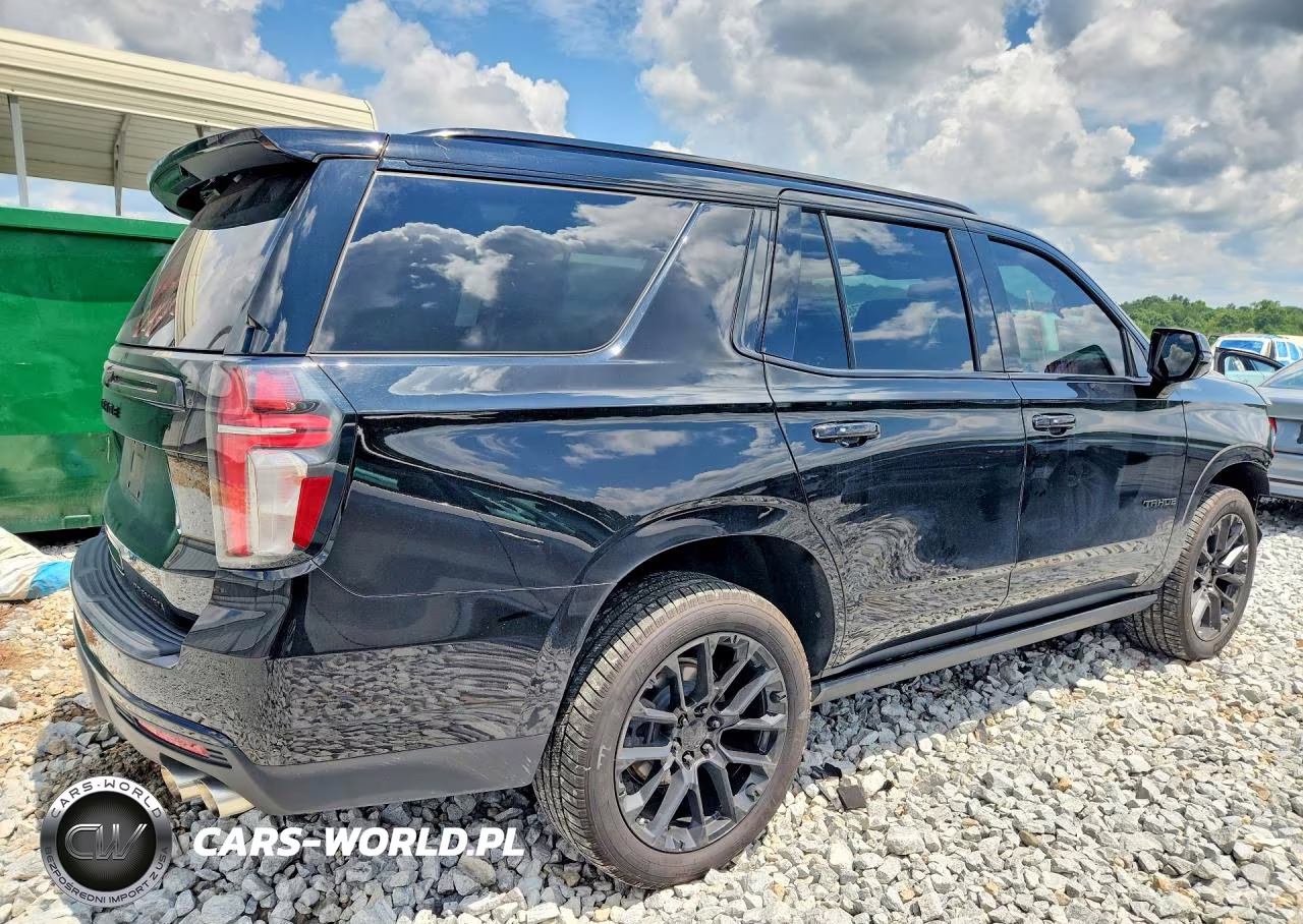 2022 Chevrolet Tahoe K1500 Premier VIN:1GNSKSKD1NR160056 - 3