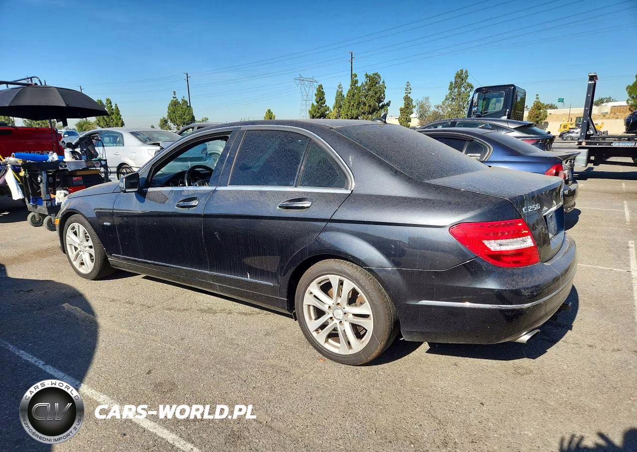 2012 Mercedes-Benz C 250 VIN:WDDGF4HB0CR235773 - 2
