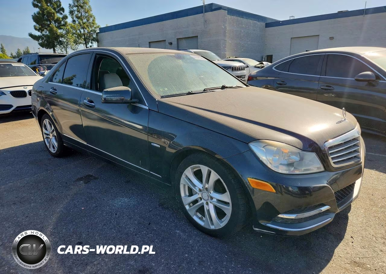 2012 Mercedes-Benz C 250 VIN:WDDGF4HB0CR235773 - 4