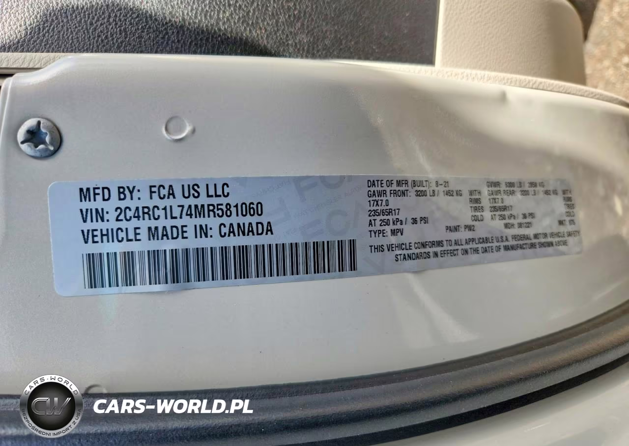 2021 Chrysler Pacifica Hybrid Touring L VIN:2C4RC1L74MR581060 - 13