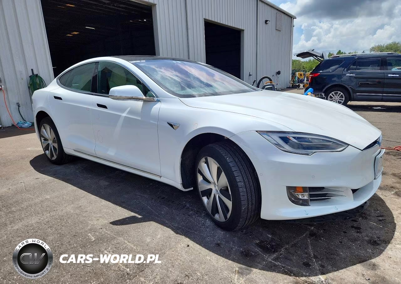 2020 Tesla Model S VIN:5YJSA1E20LF413337 - 4