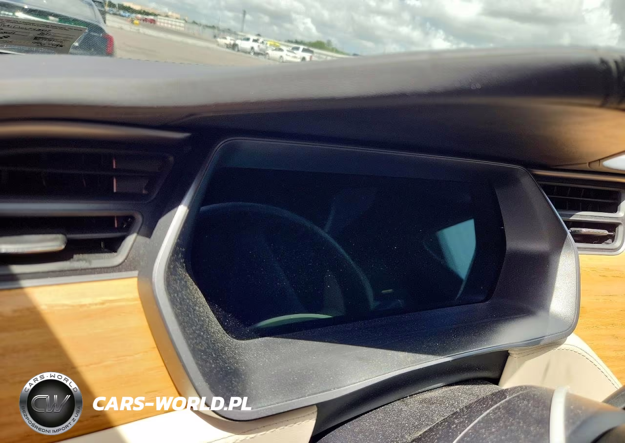 2020 Tesla Model S VIN:5YJSA1E20LF413337 - 9