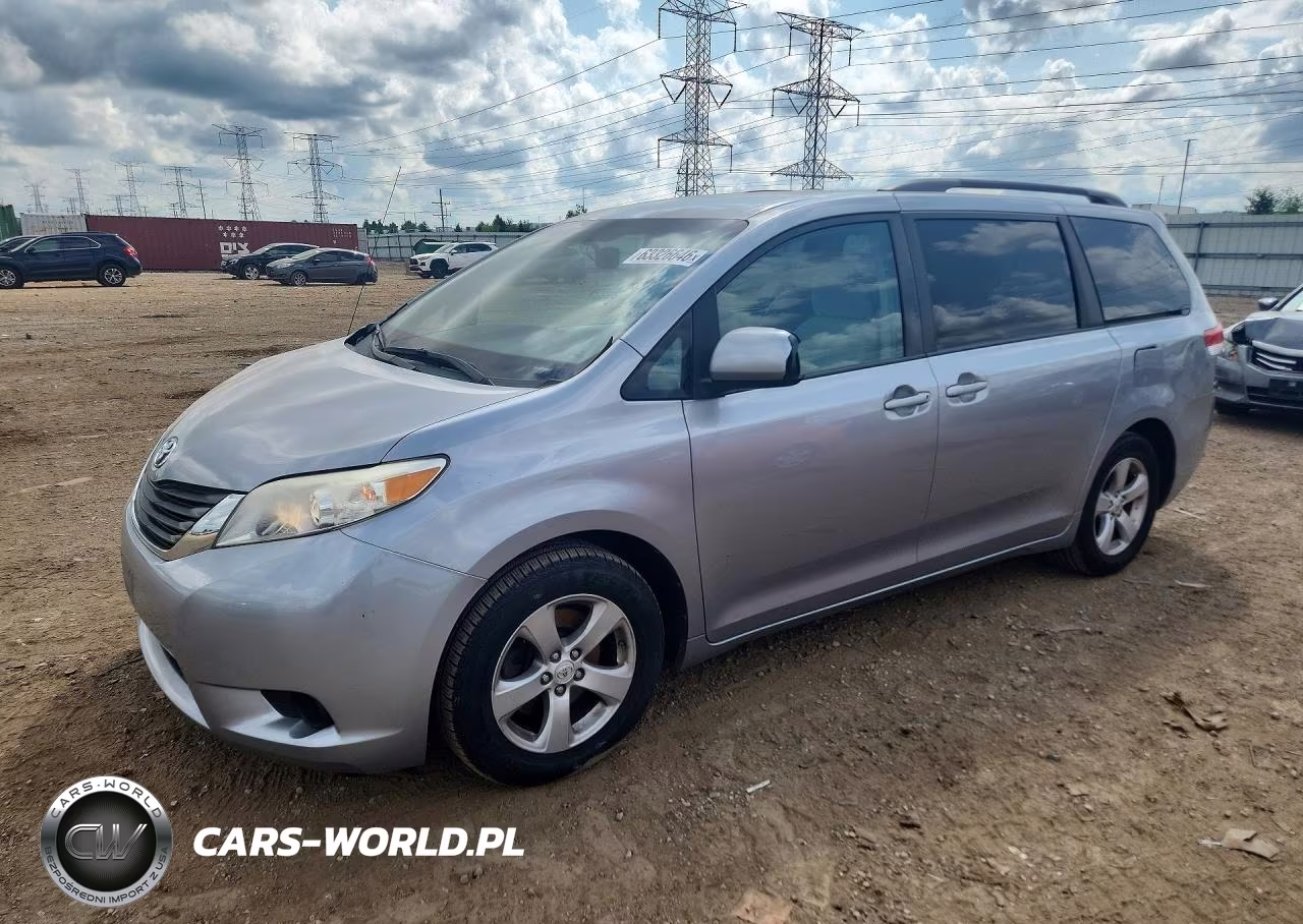 2011 Toyota Sienna Le VIN:5TDKK3DCXBS019129 - 1