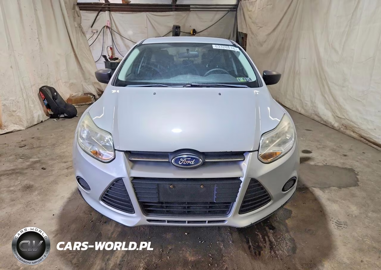 2013 Ford Focus S VIN:1FADP3E26DL350638 - 5