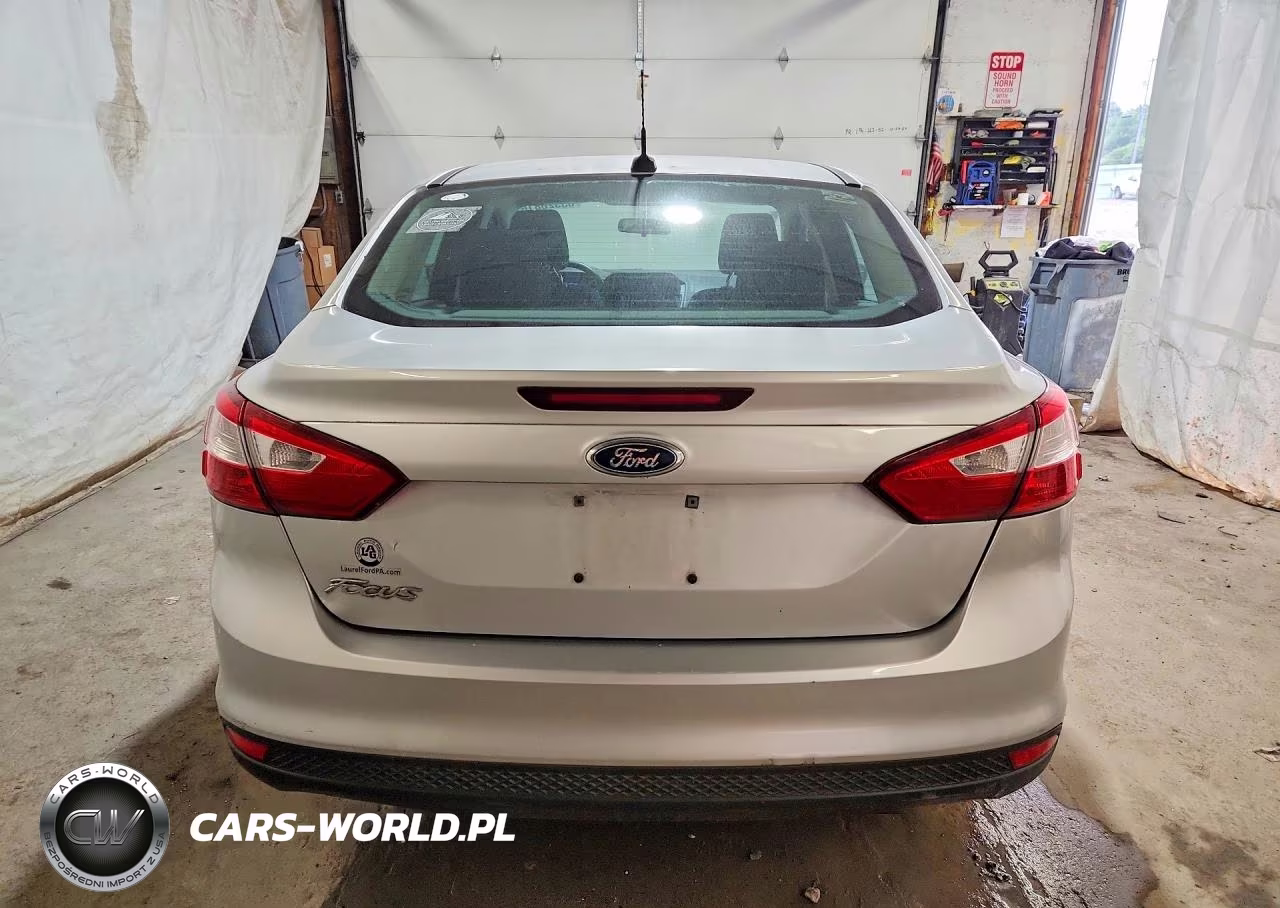 2013 Ford Focus S VIN:1FADP3E26DL350638 - 6