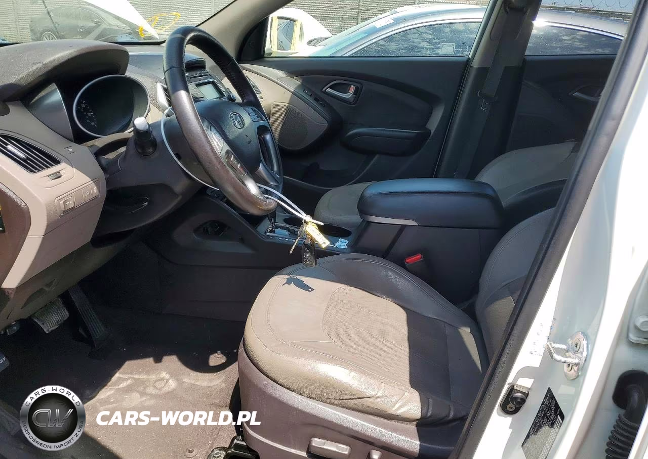 2011 Hyundai Tucson Limited VIN:KM8JU3ACXBU292377 - 7