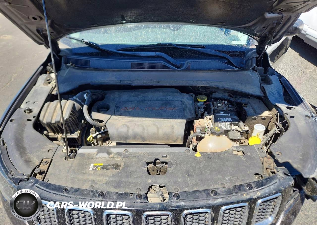 2019 Jeep Compass Sport VIN:3C4NJCAB7KT614702 - 12