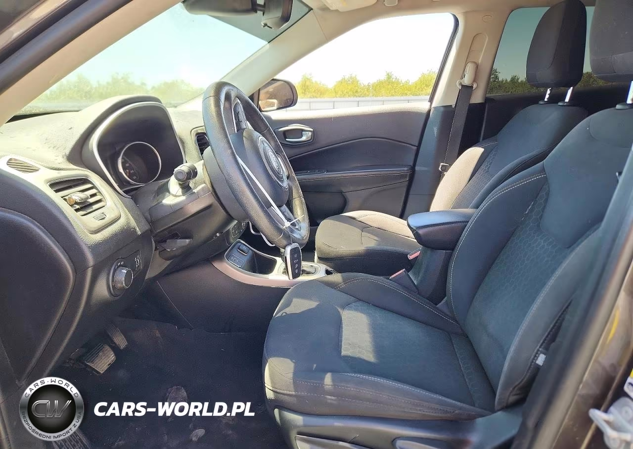 2019 Jeep Compass Sport VIN:3C4NJCAB7KT614702 - 7