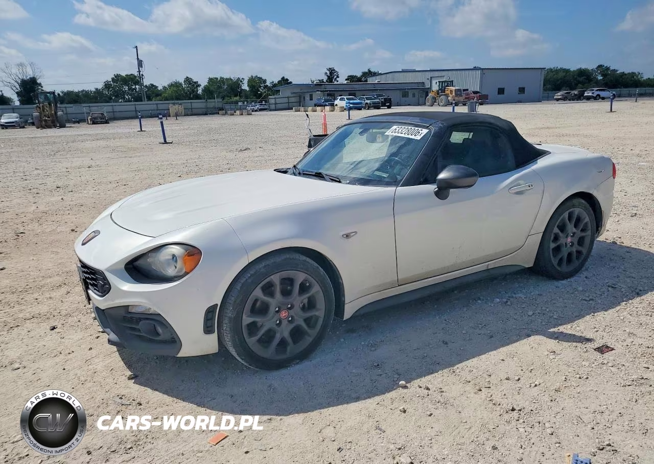 2017 Fiat 124 Spider Classica