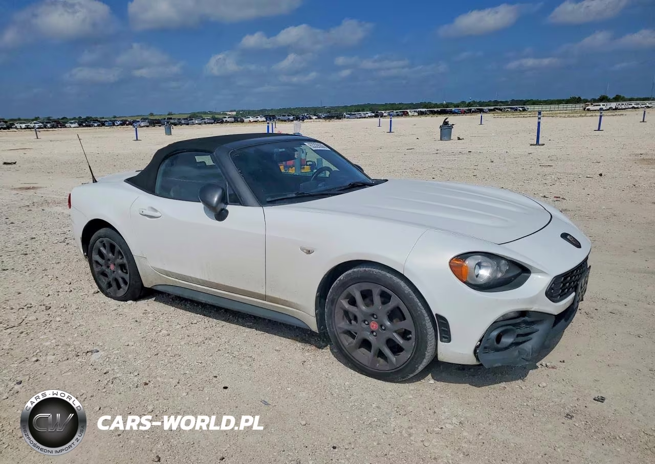 2017 Fiat 124 Spider Classica VIN:JC1NFAEK8H0122912 - 4