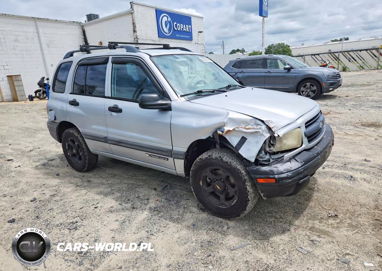 2000 Chevrolet Tracker VIN:2CNBJ13C4Y6942309 - 4