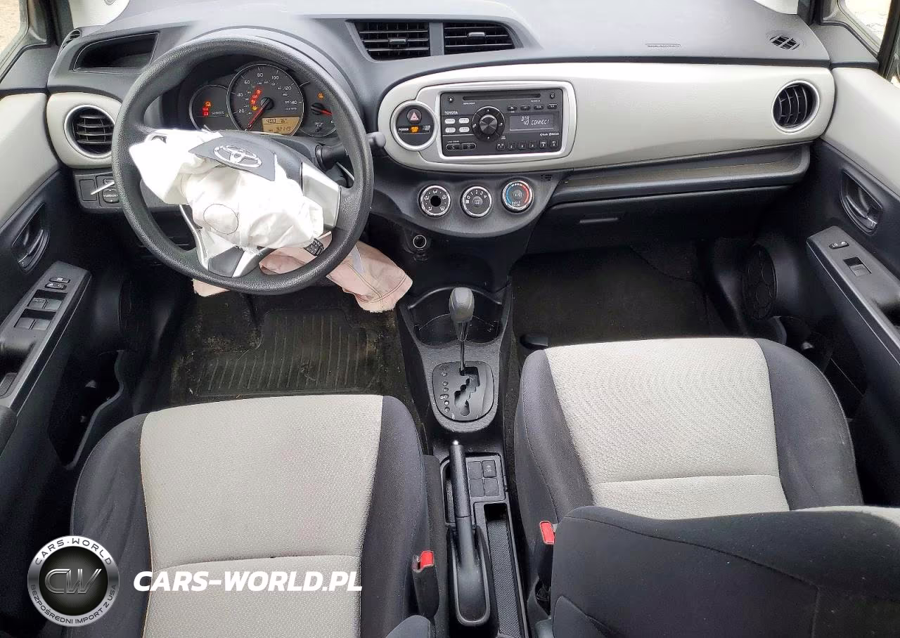 2014 Toyota Yaris 5-Door Le VIN:JTDKTUD37ED583095 - 8
