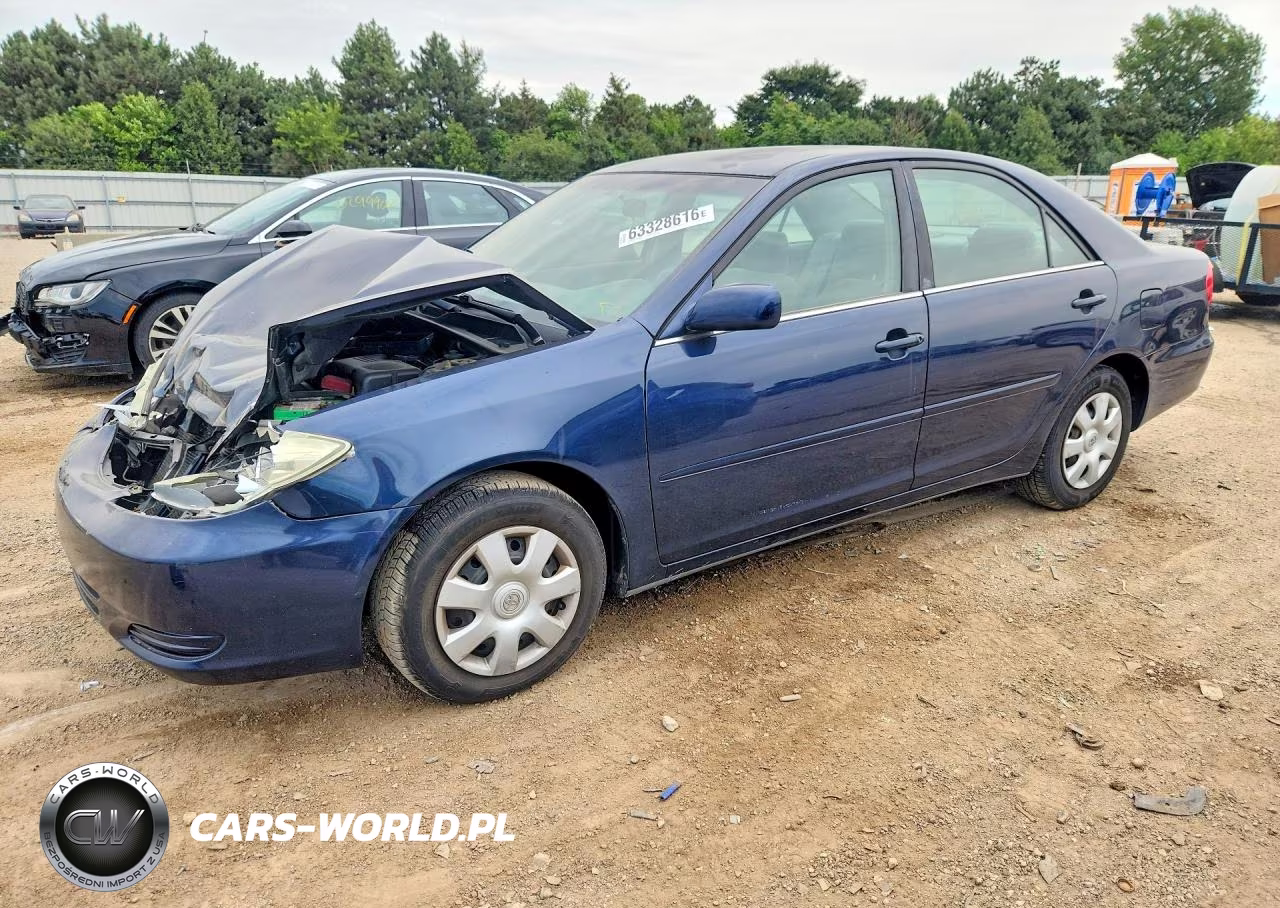 2004 Toyota Camry Le