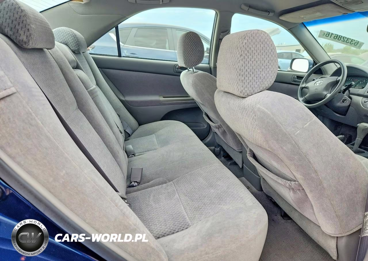 2004 Toyota Camry Le VIN:4T1BE32K04U320312 - 10