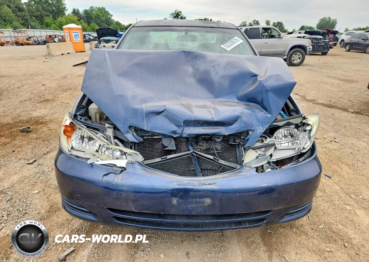 2004 Toyota Camry Le VIN:4T1BE32K04U320312 - 5