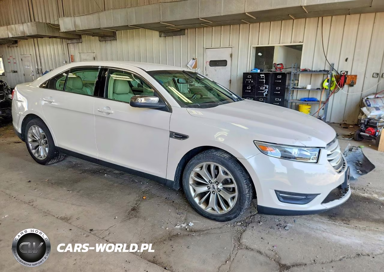 2015 Ford Taurus Limited VIN:1FAHP2F85FG139151 - 4